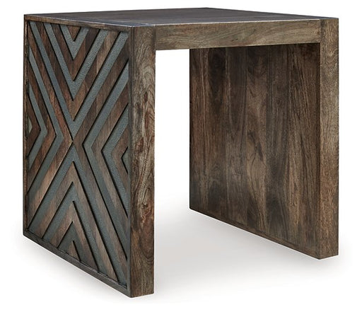 Dreggan End Table - Alexander's Furniture (Blairsville, GA)